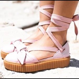 ✨ FENTY PUMA by Rihanna Bow Creeper Sandal ✨